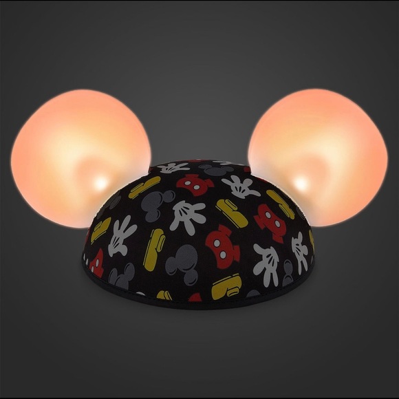 Made with Magic Ear Hat - Picture 4 of 5